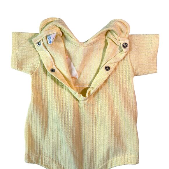 Vintage Baby Romper Unisex Infant Size 6 months Butter Yellow - Picture 8 of 10